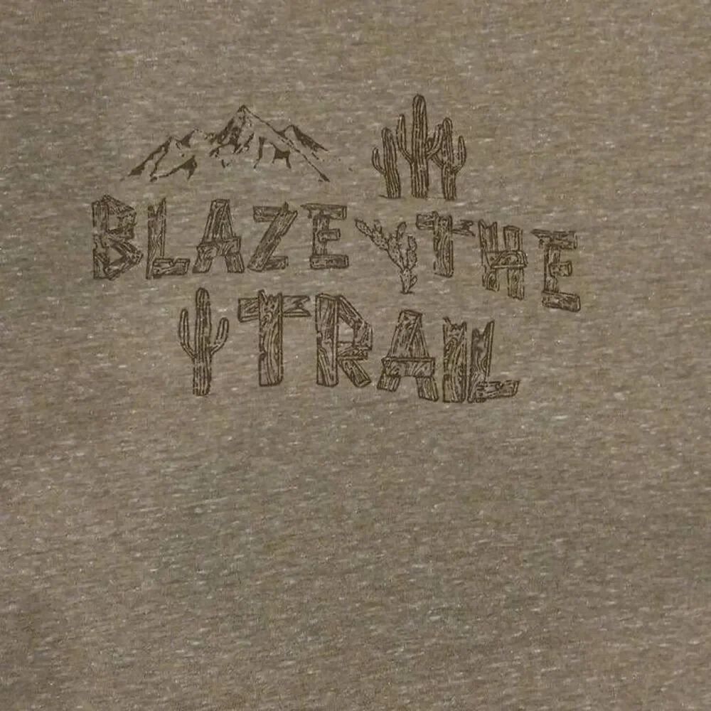 Women's G.H. Bass & Co. Tshirt "Blaze the Trail" Size Medium Super Soft Pre-Lo